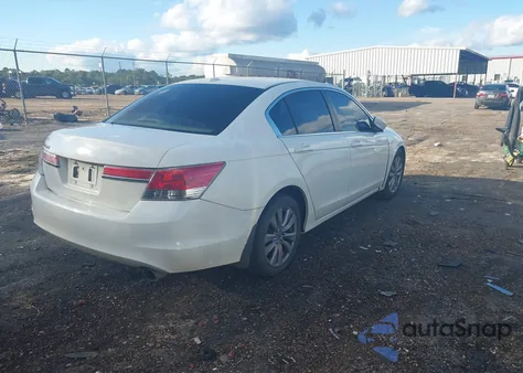 2011 Honda Accord 2.4 Ex-L из США, поврежденный, VIN 1HGCP2F80BA011855